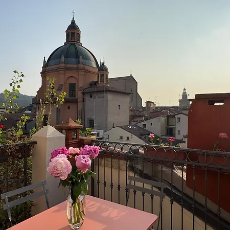 阿尔塔纳博洛尼亚公寓