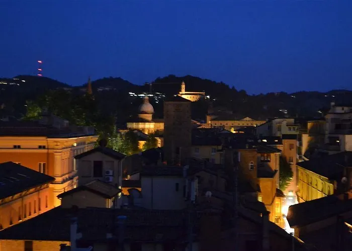 阿尔塔纳博洛尼亚公寓