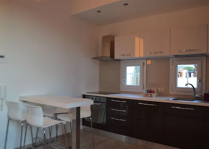 阿尔塔纳博洛尼亚公寓